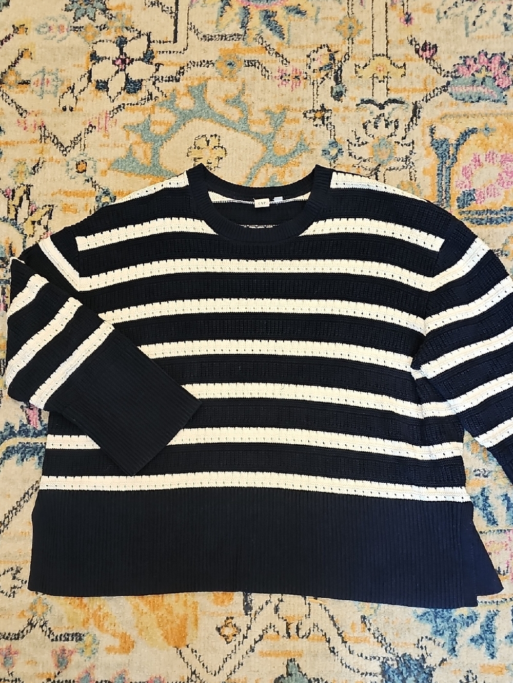 Womens Gap Sweater - Size XXL - Split Hem